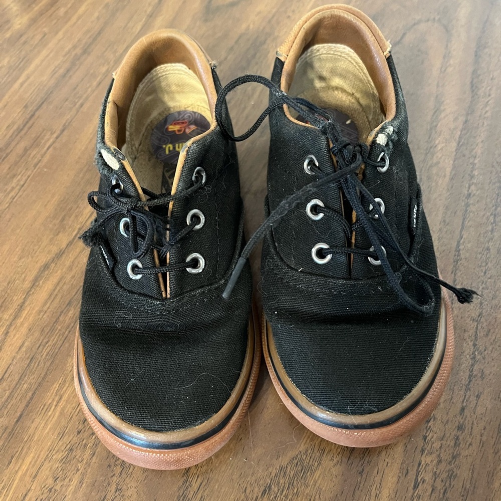 Toddler size 9 vans